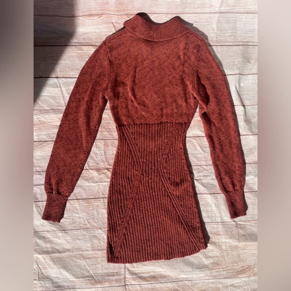 FREE PEOPLE Women's Mont Blanc Zip-Front Sweater Dress Size M Red NEW - Picture 9 of 11